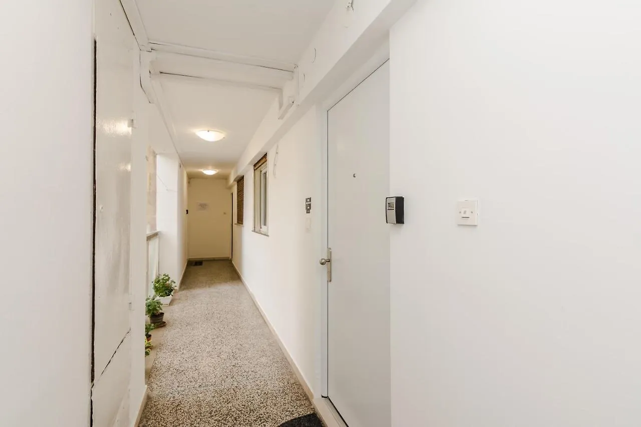 Neva Room With Private Bathroom Zadar