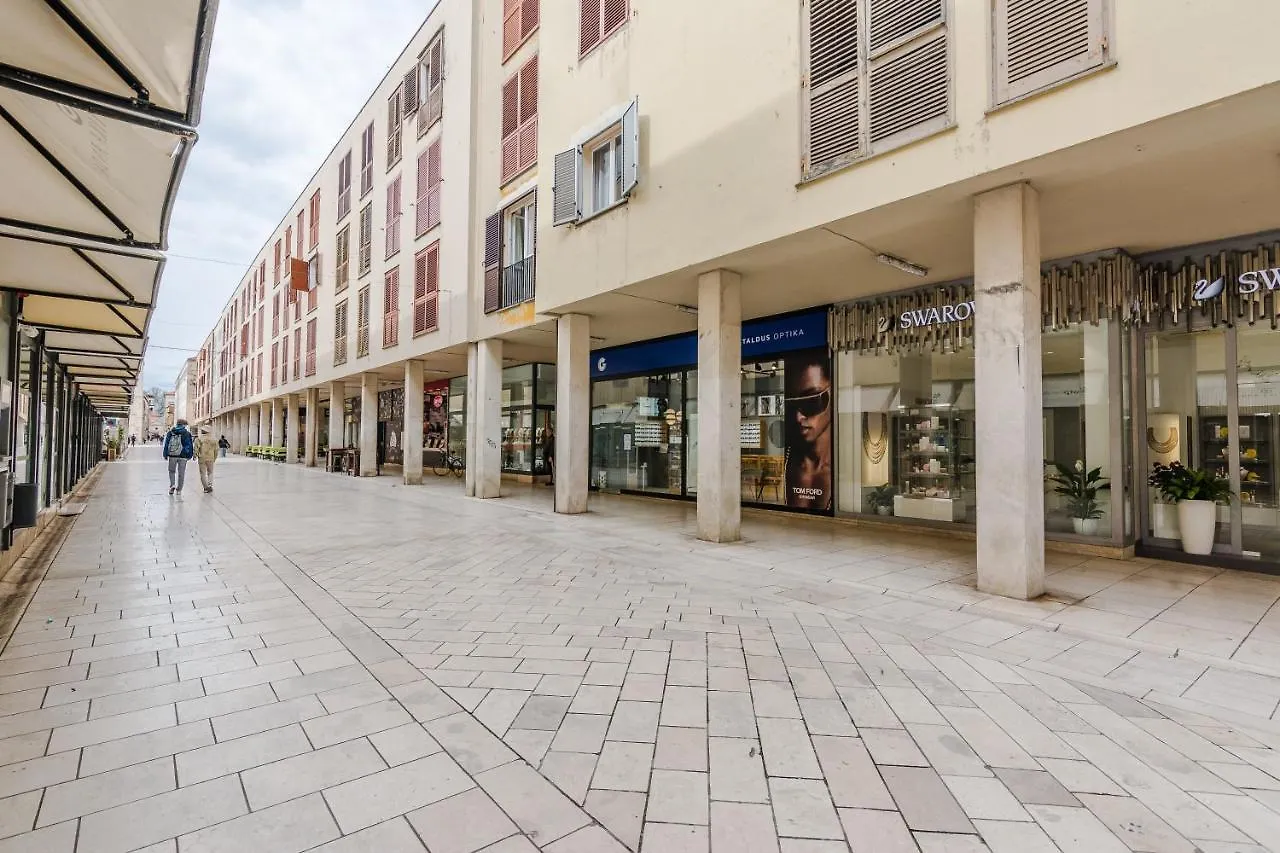 Pensionat Neva Room With Private Bathroom Zadar Kroatien
