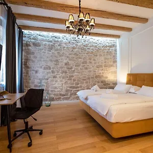  Guest house Luxury Lav